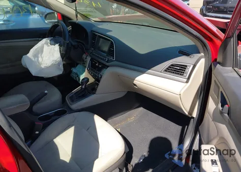 2017 Hyundai Elantra Value Edition из США, поврежденный, VIN KMHD84LF5HU328497